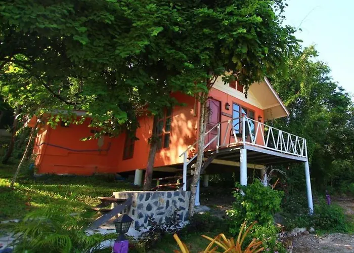 Baanrai Areeya Resort Pong Yo
