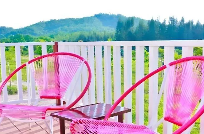 Resort Baanrai Areeya