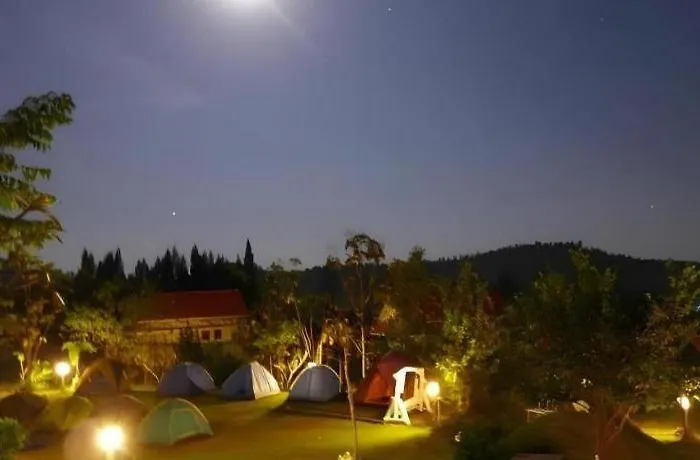 Resort Baanrai Areeya Pong Yo
