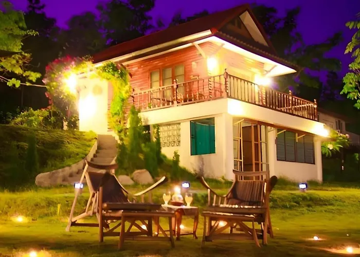 Resort Baanrai Areeya
